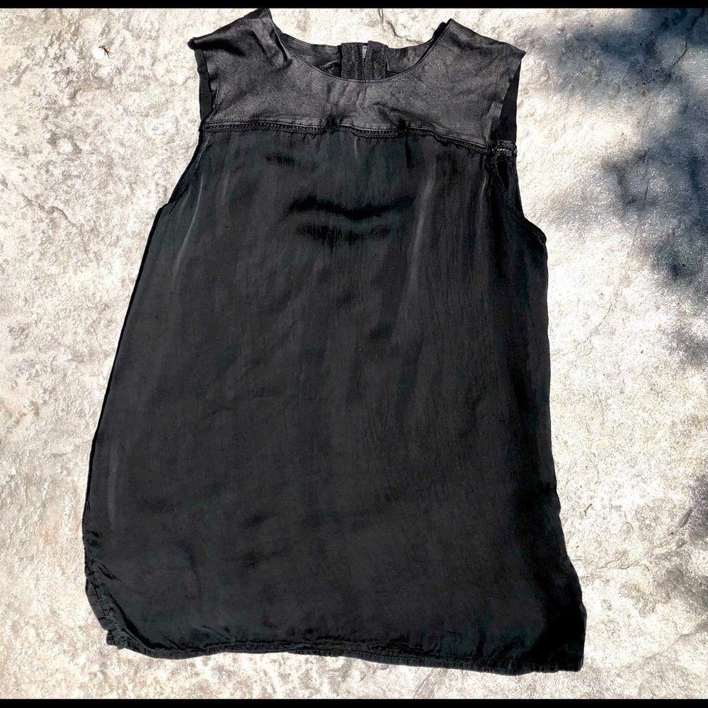 Lm Studio Silk Black Blouse Size XS Sleeveless Lambskin Top  back  1/4 zip - Picture 2 of 8